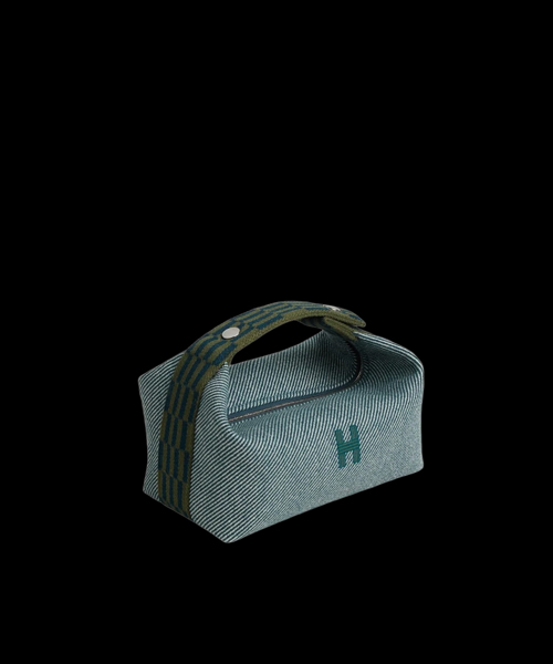 스몰 브리드 어 브랙 케이스