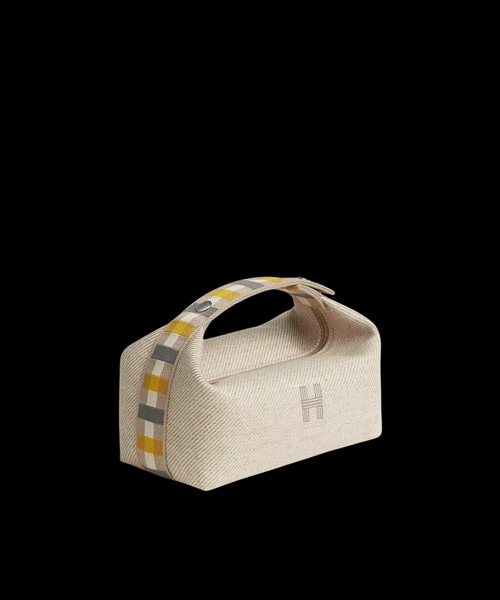 스몰 브리드 어 브랙 케이스