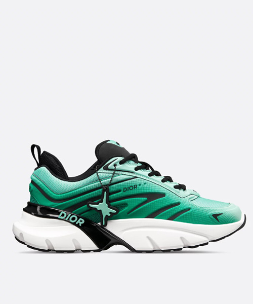 B44 BLADE 스니커즈