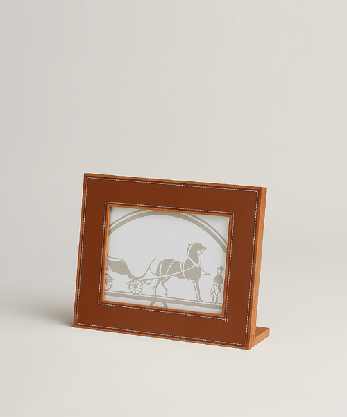 사진 액자 미디엄 모델