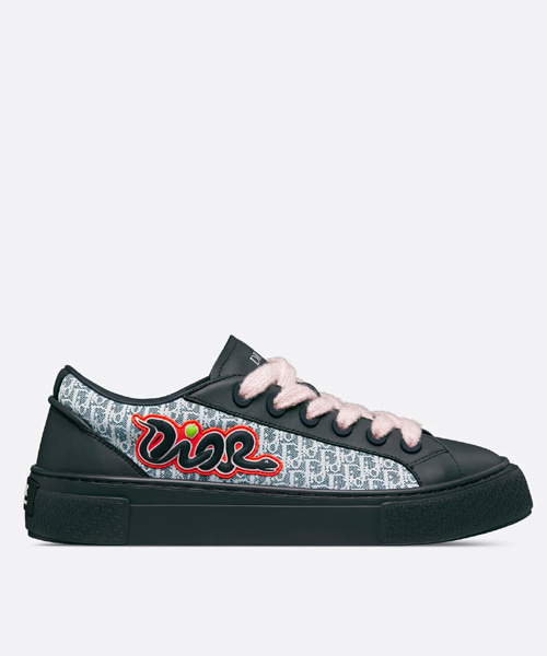 x KAWSB33 스니커즈