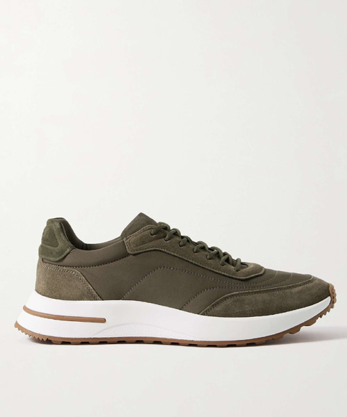 위크엔드 워크 스니커즈