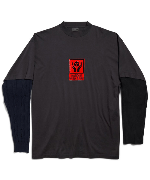 핸들 위드 케어 패치 슬리브 티셔츠