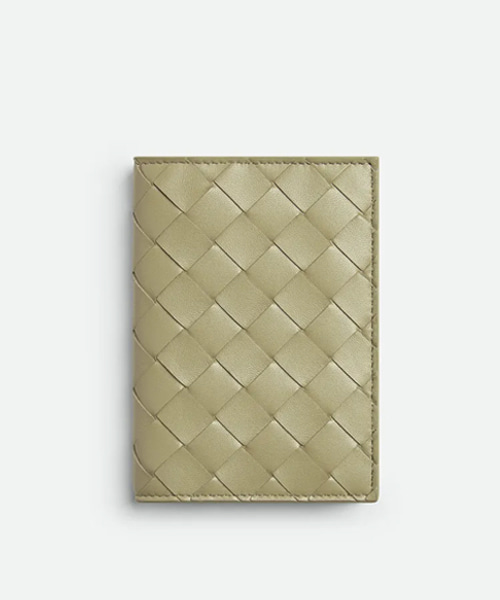 인트레치아토 패스포트 케이스