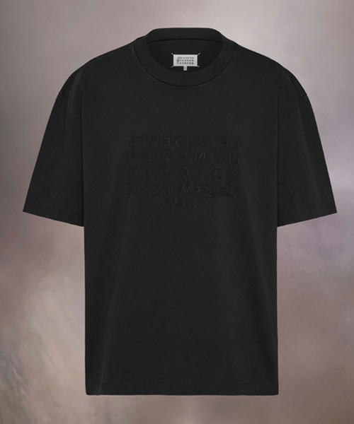 엠브로이더드 로고 티셔츠