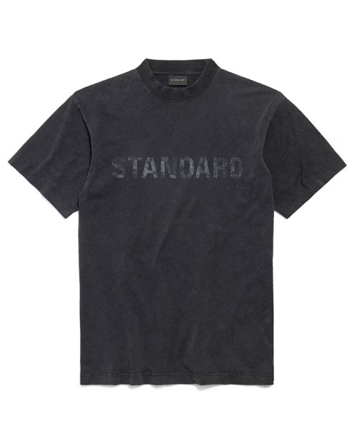 스탠다드 레귤러 핏 티셔츠