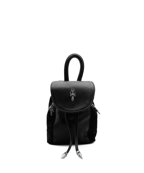 실버 대거 스웨이드 버킷 백팩