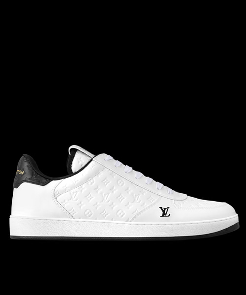 리볼리 스니커즈