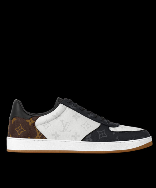 리볼리 스니커즈