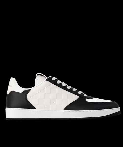 리볼리 스니커즈