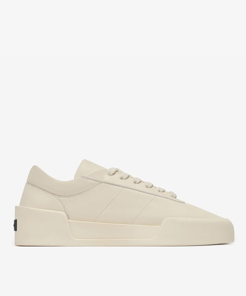 에어로빅 가죽 로우 스니커즈