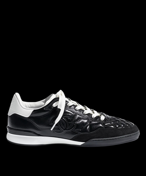 샤이니 카프스킨 스니커즈