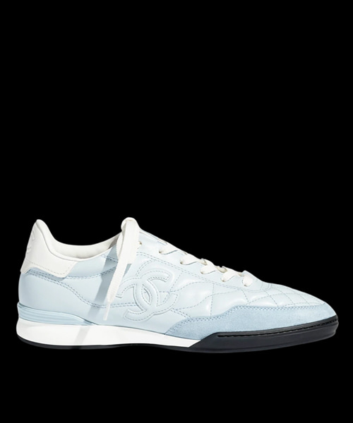 샤이니 카프스킨 스니커즈