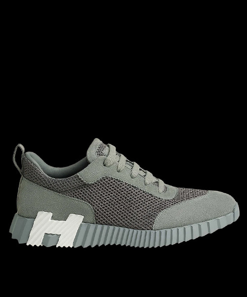 바운싱 스니커즈