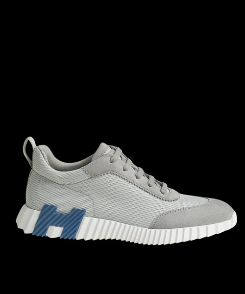 바운싱 스니커즈