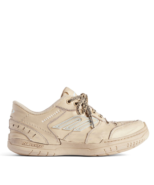 햄튼스 미디엄 원-아웃 스니커즈