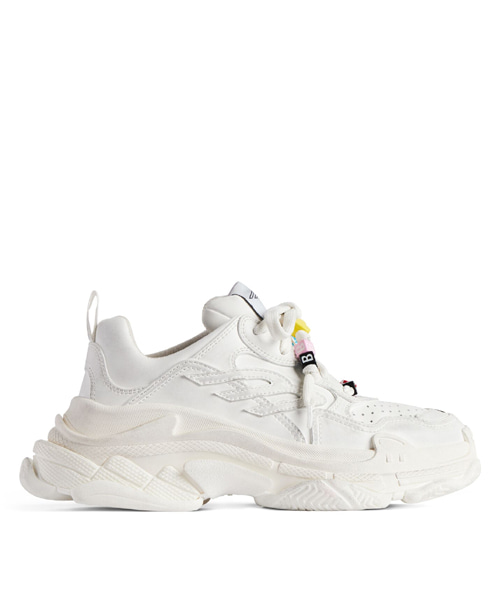 트리플 S 스포티 참 스니커즈