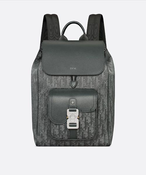 새들 플랩 백팩