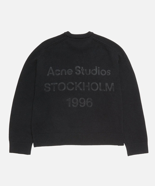 울 로고 스웨터