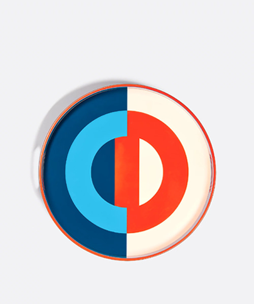 CD ENTRELACES 모티브 래커 우드 라지 트레이