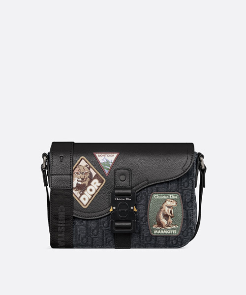 새들 스몰 플랩 스트랩백