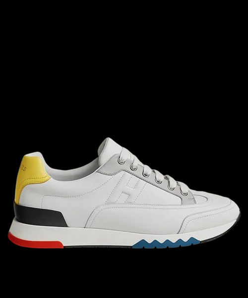 트레일 스니커즈