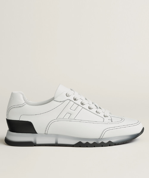 트레일 스니커즈