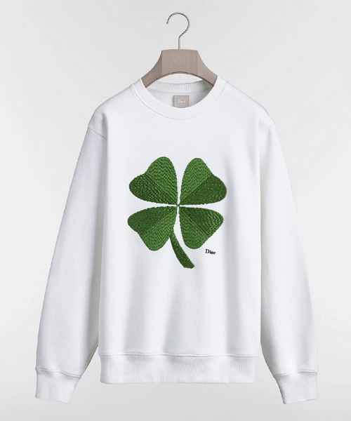 클로버 자수 코튼 플리스 스웨트셔츠