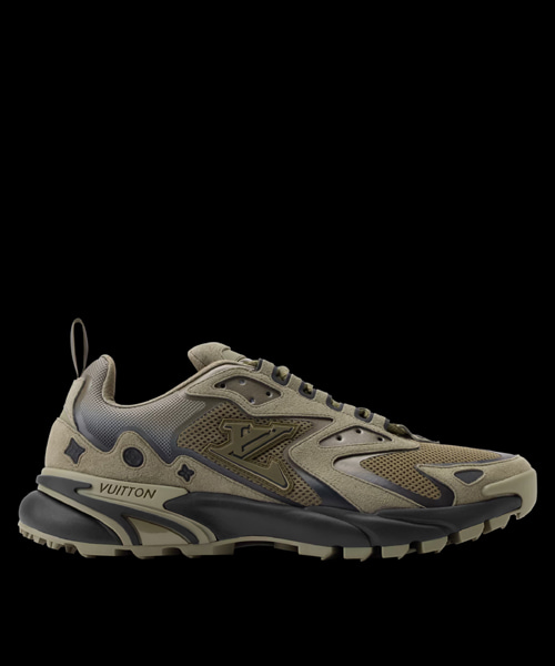 러너 태틱 스니커즈