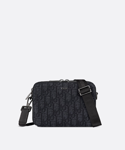 스트랩 지퍼 파우치