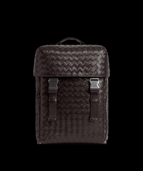 인트레치아토 플랩 백팩