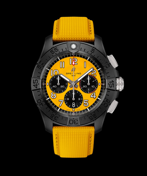 어벤져 B01 크로노그래프 나이트 미션 44mm