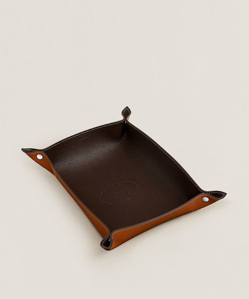 미스 에 렐런서즈 데스크 메일 트레이