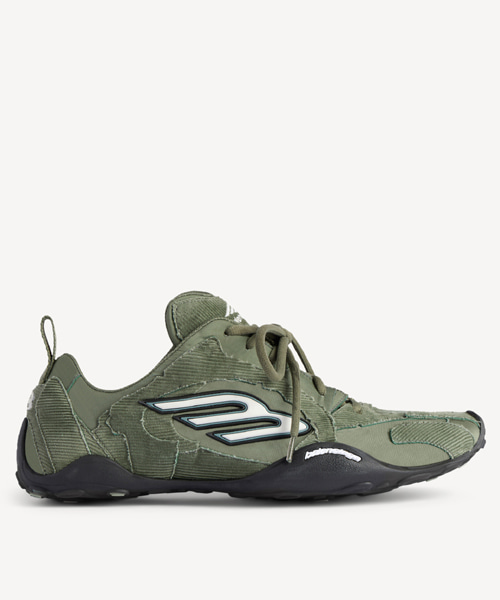 먼데이 울트라 스니커즈