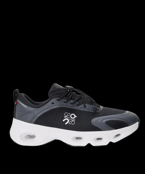 x ON RUNNING클라우드솔로 스니커즈