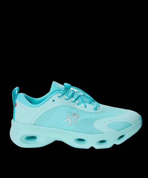 x ON RUNNING클라우드솔로 스니커즈