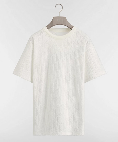 오블리크 캐주얼 핏 티셔츠