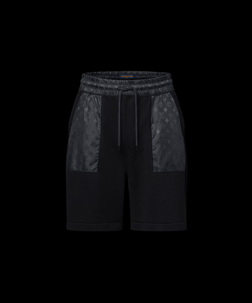 쇼츠 위드 테크니컬 시그니처 디테일