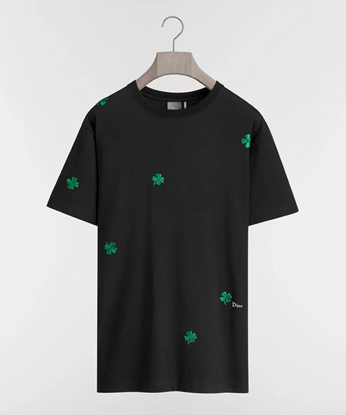 클로버 자수 캐주얼 핏 코튼 티셔츠
