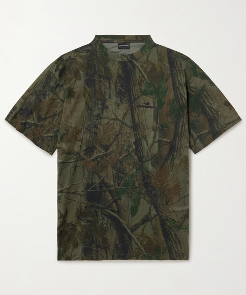 엠브로이더리 카모플라쥬 프린트 코튼 저지 티셔츠