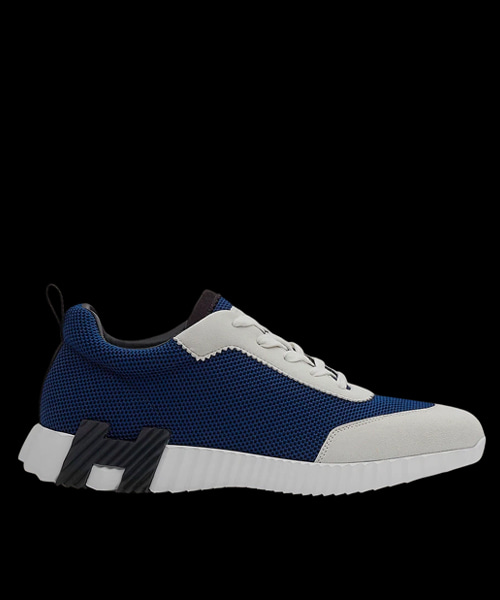 바운싱 스니커즈