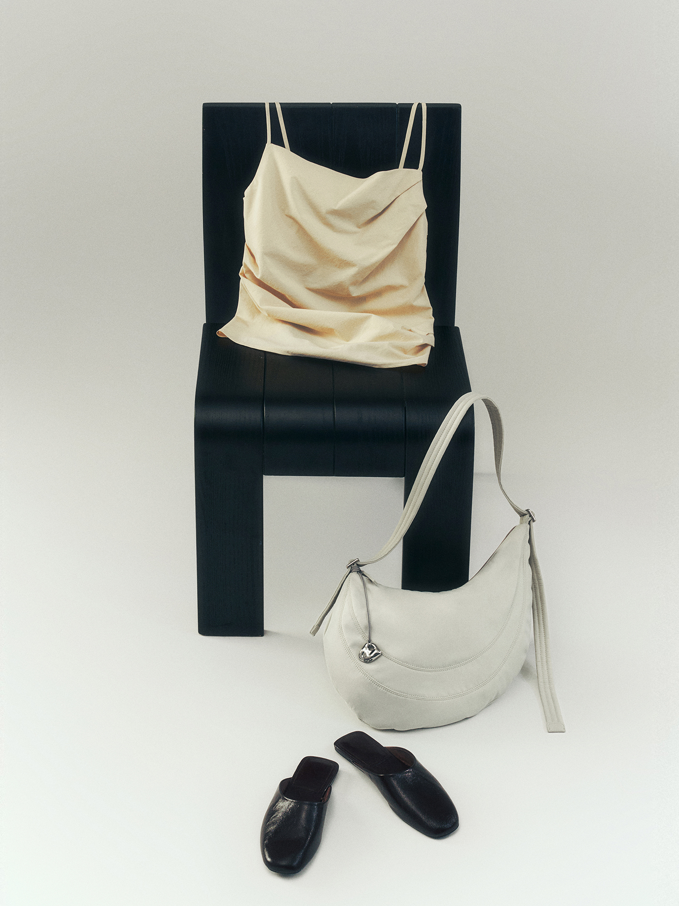 ショルダーバッグ・ポシェット [ZOEET] PEBBLE SHOULDER BAG BAGS - PEBBLE - ZOEET