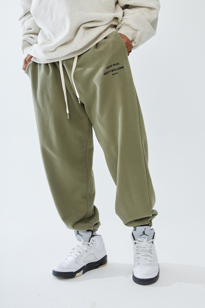 HEAVYWEIGHT WIDE JOGGER PANTS KHAKI 제품 이미지