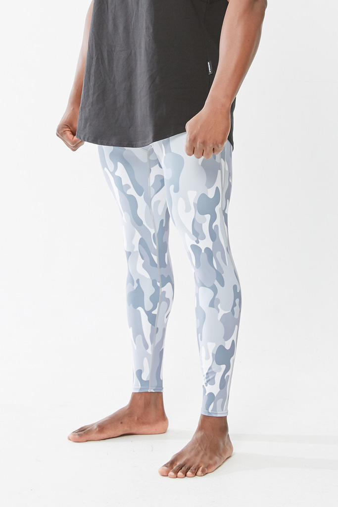 MEN'S COMPRESSION CAMO LEGGINGS WHITE - 화이트 카모 패턴 레깅스 이미지