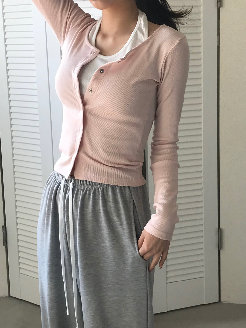 온느 홀터 가디건 상세 이미지 28