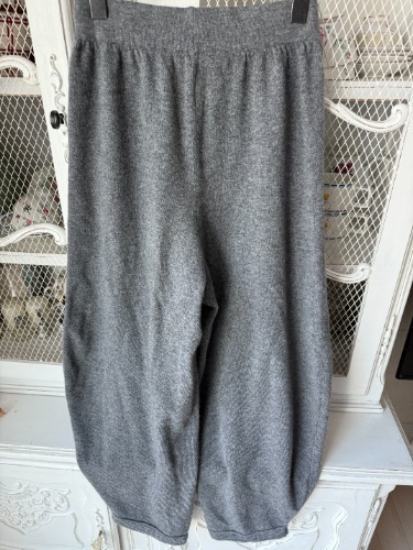 니트 벌룬핏 밴딩 팬츠 (Knit Balloon-Fit Banding Pants)