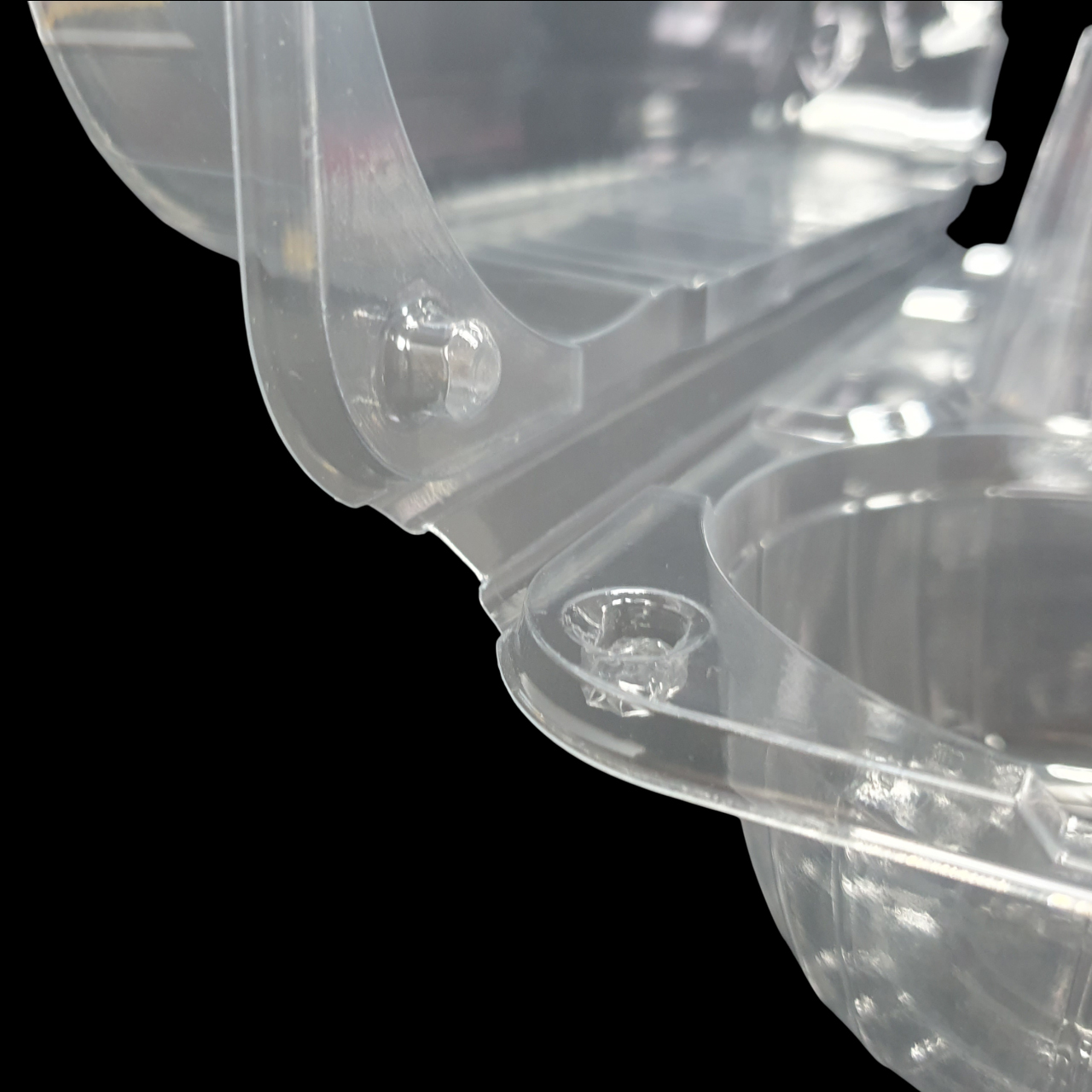 clear-peach-container-integrated-lid-2020one-piece20design-clamshell20container.jpg
