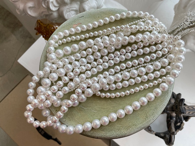 Pearl necklace no.2