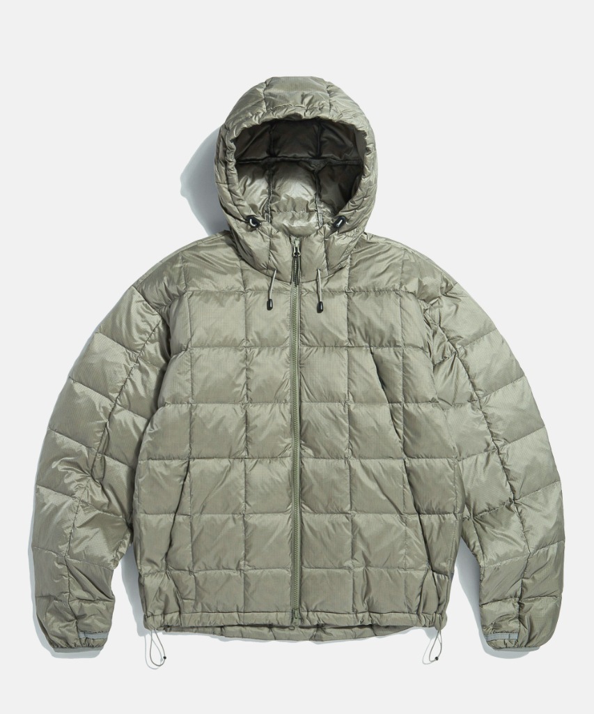 [9월 22일 예약발송] Hooded Light Down Jacket Olive Grey