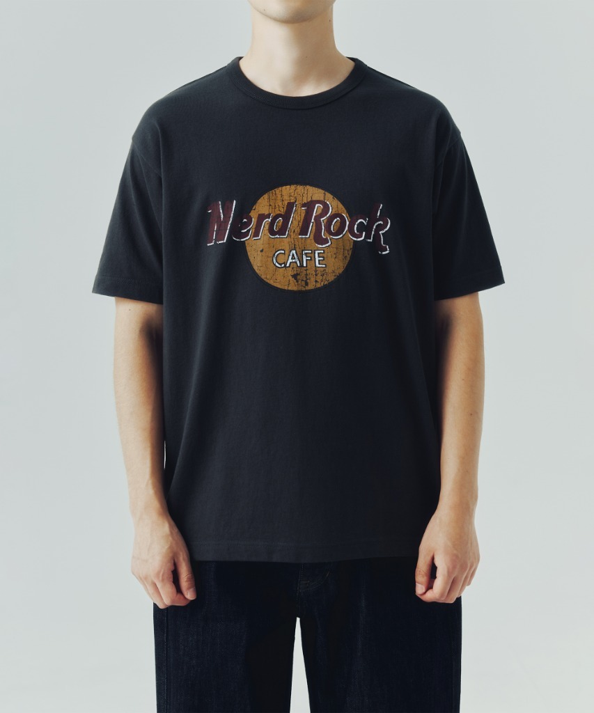 (Standard Fit) Nerd Rock Cafe Tee Vintage Black
